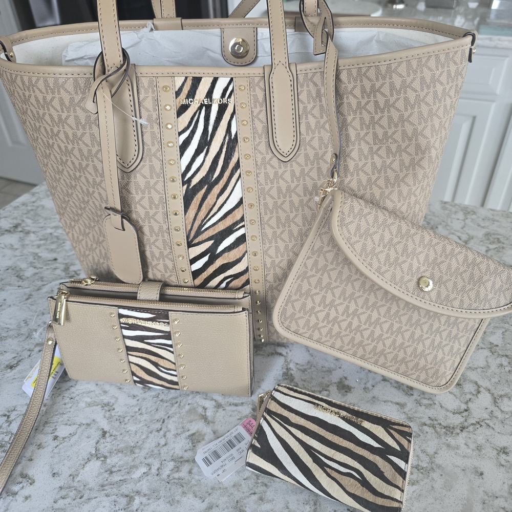 Michael Kors Beige and Zebra Print Tote Set